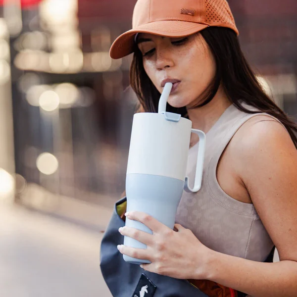 36oz Insulated Tumbler with Multi-Function Lid and Straw - Image 6
